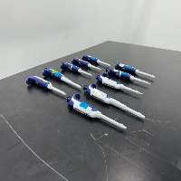 Rainin Pipet-lite XLS Single Channel Pipettes - Quantity 10 image 1